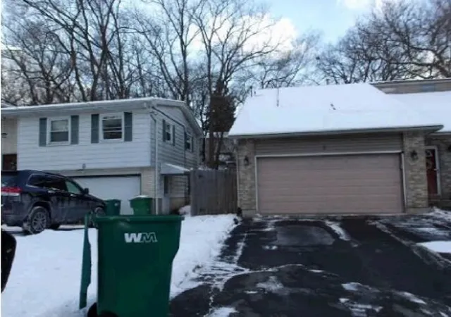 6th image of 8 Highview Ave, Fox Lake, IL 60020 | MLS# 12733715