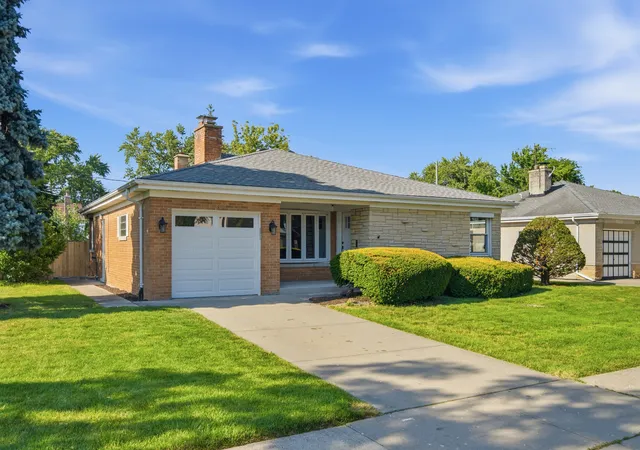 Photo 1 of Single family home for sale at 5022 Fargo Ave, Skokie, IL 60077 | MLS# 12733769 | Listing updated on 2026-09-15