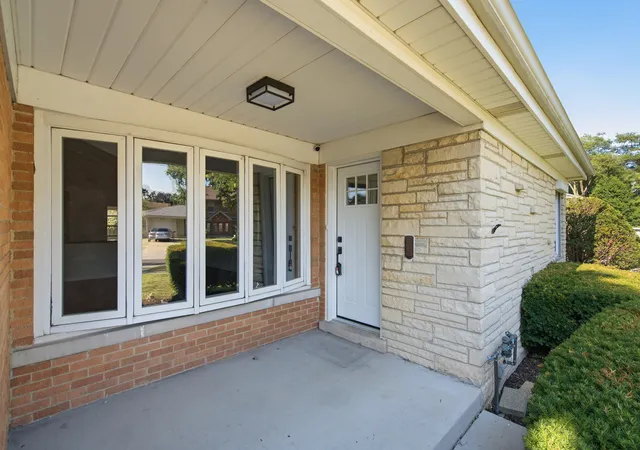 Photo 3 of Single family home for sale at 5022 Fargo Ave, Skokie, IL 60077 | MLS# 12733769 | Listing updated on 2026-09-15