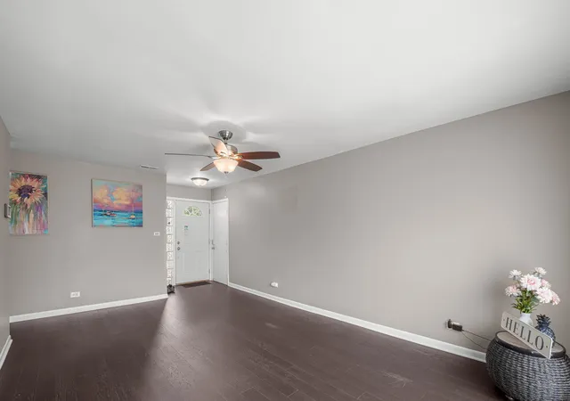 Photo 4 of Single family home for sale at 17550 Winston Ct, Country Club Hills, IL 60478 | MLS# 12733880 | Listing updated on 2026-09-16
