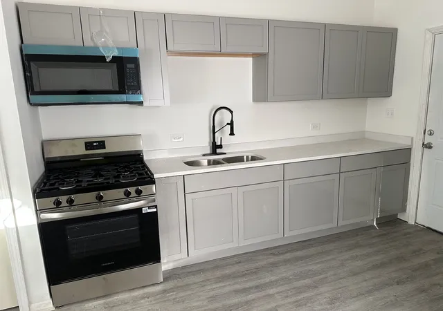 Photo 2 of Single family home for sale at 16612 Oxford Dr, Markham, IL 60428 | MLS# 12733927 | Listing updated on 2026-10-28