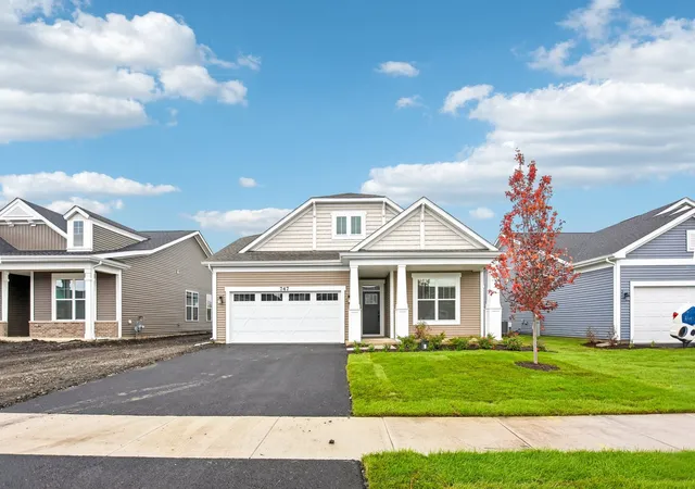 Photo 3 of Single family home for sale at 747 Alberta Ave, Oswego, IL 60543 | MLS# 12733929 | Listing updated on 2026-10-03