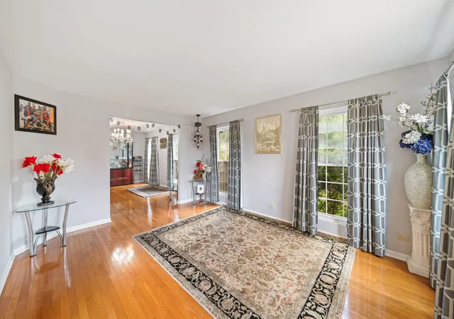 Photo 3 of Single family home for sale at 57 White Fence Trl, Streamwood, IL 60107 | MLS# 12734227 | Listing updated on 2026-09-06