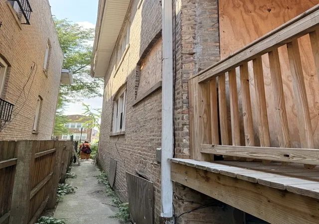 Listing Photo 4 - Condo for sale in building located at 1431 N Austin Blvd, Chicago, IL 60651
