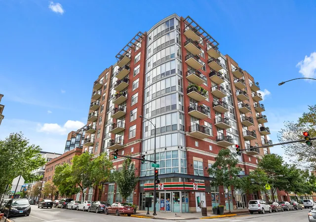 Condo for sale at 1201 W Adams St #801, Chicago, IL 60607 | MLS# 12734338