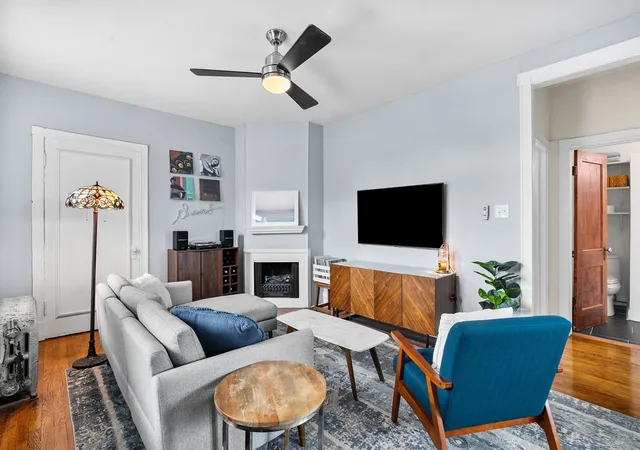 Photo 3 of Condo for sale at 2112 N Seminary Ave #18, Chicago, IL 60614 | MLS# 12734354 | Listing updated on 2026-09-24