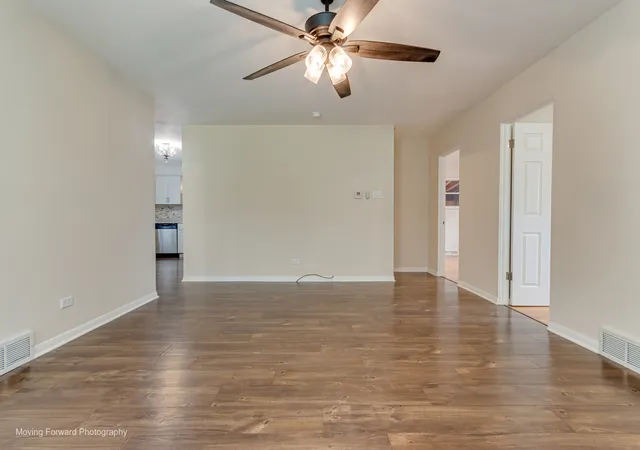 Photo 4 of Single family home for sale at 7101 W 114th Place, Worth, IL 60482 | MLS# 12734380 | Listing updated on 2026-09-15