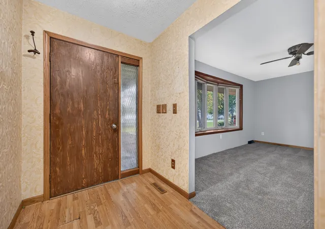 Photo 3 of Sale Pending at 4877 Raymond Dr, Belvidere, IL 61008 | MLS# 12734383 | Listing updated on 2026-09-23