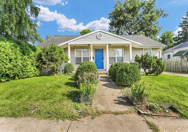 Photo 1 of Sale Pending at 1306 W Hill St, Urbana, IL 61801 | MLS# 12734392 | Listing updated on 2026-09-23