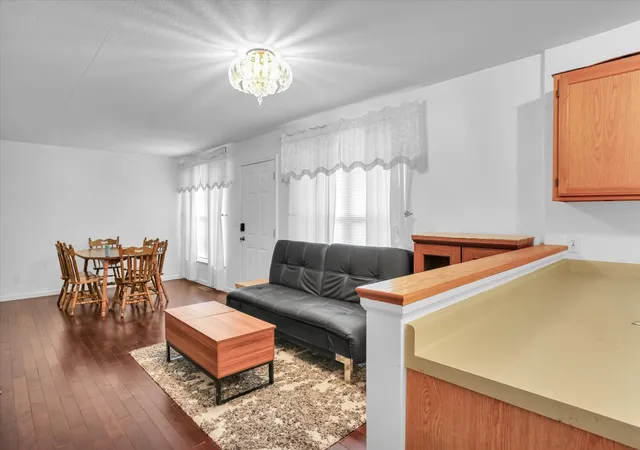 Photo 3 of Sale Pending at 1306 W Hill St, Urbana, IL 61801 | MLS# 12734392 | Listing updated on 2026-09-23