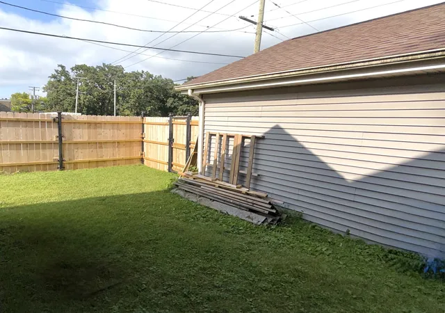 Photo 8 of Single family home for sale at 15201 Dorchester Ave, Dolton, IL 60419 | MLS# 12734405 | Listing updated on 2026-10-06