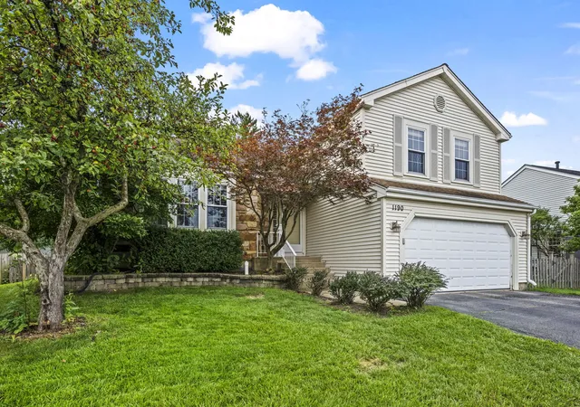 Photo 2 of Single family home for sale at 1190 Bristol Trl Rd, Lake Zurich, IL 60047 | MLS# 12734452 | Listing updated on 2026-09-18