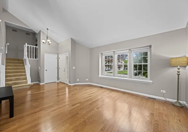 Photo 4 of Single family home for sale at 1190 Bristol Trl Rd, Lake Zurich, IL 60047 | MLS# 12734452 | Listing updated on 2026-09-18