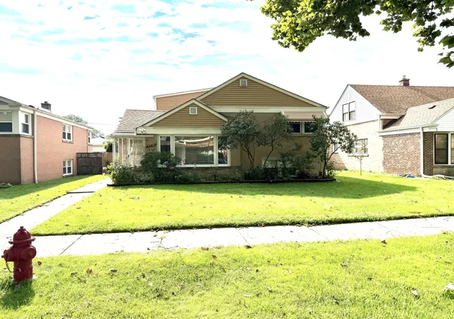 Photo 1 of Single family home for sale at 7536 Kildare Ave, Skokie, IL 60076 | MLS# 12734470 | Listing updated on 2026-09-14