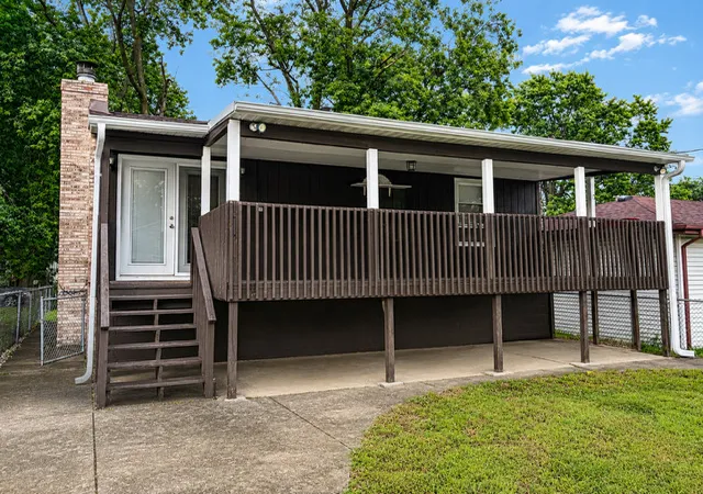 2nd image of 141 S Jefferson Ave, Bradley, IL 60915 | MLS# 12734599