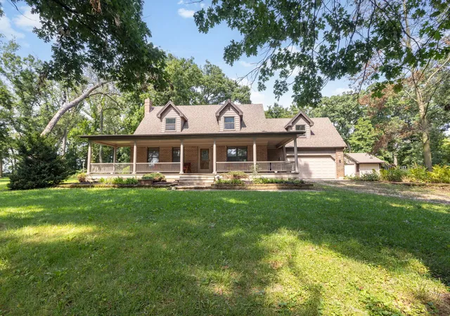 Photo 1 of Single family home for sale at 9218 W Wonder Lake Rd, Woodstock, IL 60098 | MLS# 12734616 | Listing updated on 2026-09-05