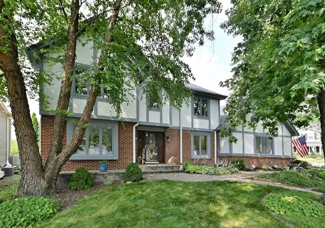 Single family home for sale at 27w168 Chartwell Dr, Winfield, IL 60190 | MLS# 12734650