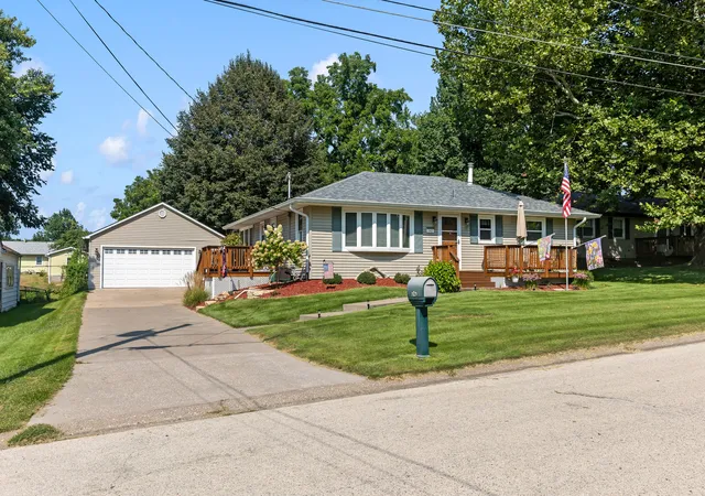 Photo 1 of Sale Pending at 242 Cliff Ct, Silvis, IL 61282 | MLS# 12734693 | Listing updated on 2026-09-04