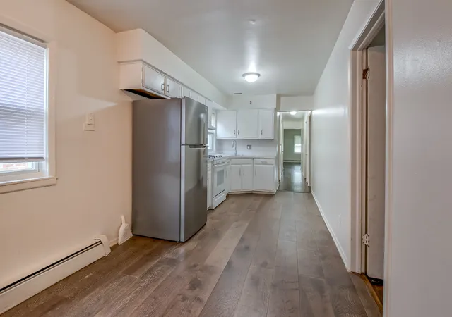 Listing Photo 4 - Condo for sale in building located at 9010 Bronx Ave, Skokie, IL 60077