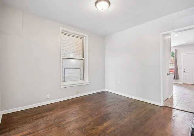 Listing Photo 5 - Condo for sale in building located at 1914 S Hamlin Ave, Chicago, IL 60623