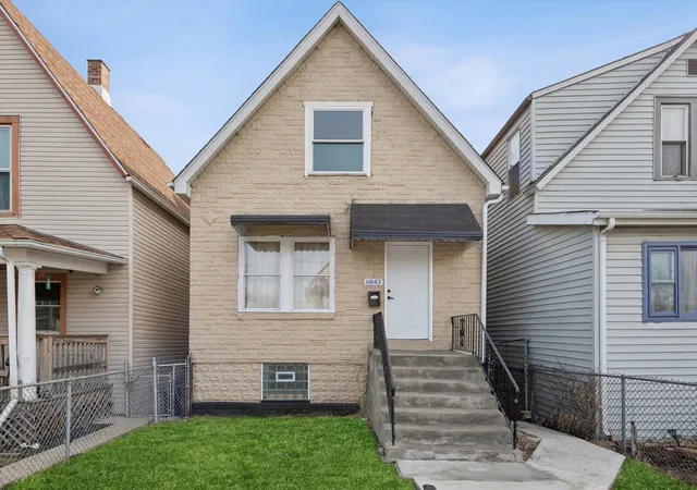 Photo 1 of Single family home for sale at 6843 S Carpenter St, Chicago, IL 60621 | MLS# 12734835 | Listing updated on 2026-09-14