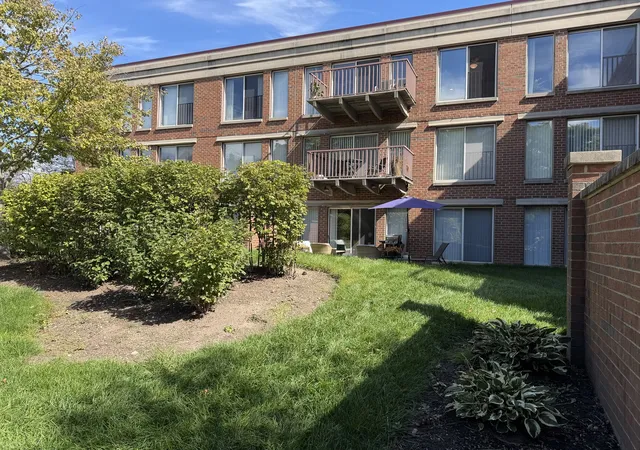 Photo 2 of Condo for sale at 422 Kelburn Rd #325, Deerfield, IL 60015 | MLS# 12734855 | Listing updated on 2026-10-06
