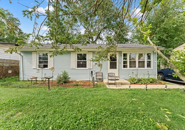 Photo 1 of Single family home for sale at 3360 Magnolia Dr, Markham, IL 60428 | MLS# 12734910 | Listing updated on 2026-09-22