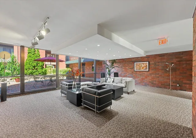 Listing Photo 5 - Condo for sale in building located at 107 N Elm St, Champaign, IL 61820 - Unit #205