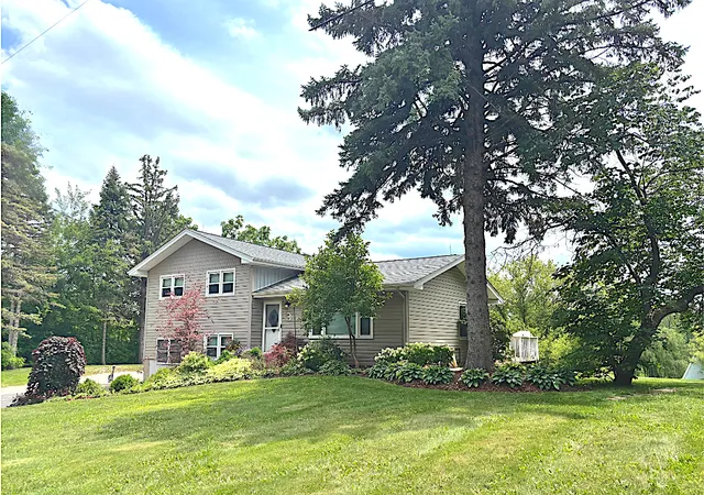 Photo 2 of Single family home for sale at 14101 Perkins Rd, Woodstock, IL 60098 | MLS# 12735166 | Listing updated on 2026-10-01