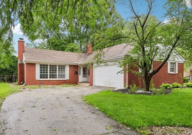 Photo 1 of Single family home for sale at 16919 School St, South Holland, IL 60473 | MLS# 12735173 | Listing updated on 2026-09-22