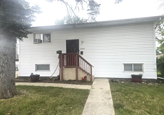 Photo 3 of Single family home for sale at 16258 Laflin Ave, Markham, IL 60428 | MLS# 12735198 | Listing updated on 2026-09-23