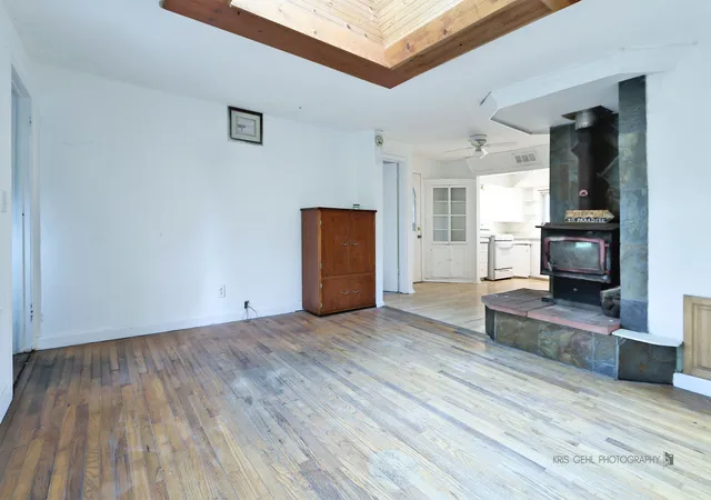 Photo 3 of Single family home for sale at 1924 Bethesda Blvd, Zion, IL 60099 | MLS# 12735247 | Listing updated on 2026-10-08