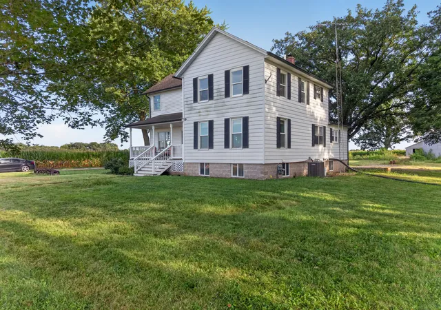 Single family home for sale at 35674 E 3200 North Rd, Reddick, IL 60961 | MLS# 12735283