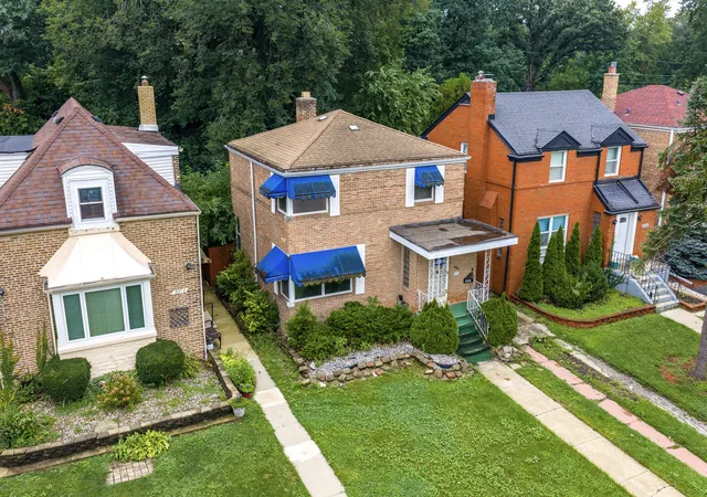 Photo 1 of Single family home for sale at 9310 S Vanderpoel Ave, Chicago, IL 60643 | MLS# 12735348 | Listing updated on 2026-08-27