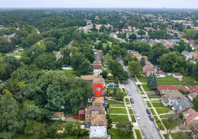 Photo 2 of Single family home for sale at 9310 S Vanderpoel Ave, Chicago, IL 60643 | MLS# 12735348 | Listing updated on 2026-08-27