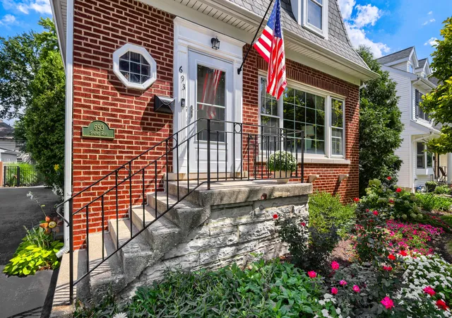 Photo 1 of Single family home for sale at 693 S Spring Rd, Elmhurst, IL 60126 | MLS# 12735355 | Listing updated on 2026-09-07