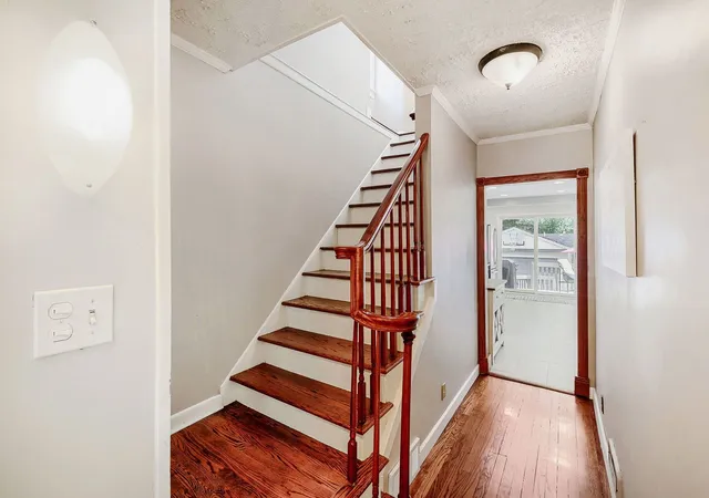 Photo 3 of Single family home for sale at 693 S Spring Rd, Elmhurst, IL 60126 | MLS# 12735355 | Listing updated on 2026-09-13