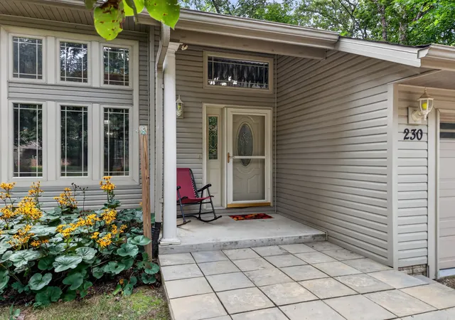 Photo 3 of Single family home for sale at 230 Winter Hvn Dr, Varna, IL 61375 | MLS# 12735371 | Listing updated on 2026-09-06