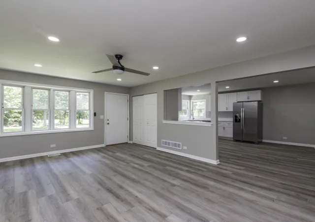 Photo 4 of Single family home for sale at 10350 W California Ave, Beach Park, IL 60099 | MLS# 12735526 | Listing updated on 2026-09-15