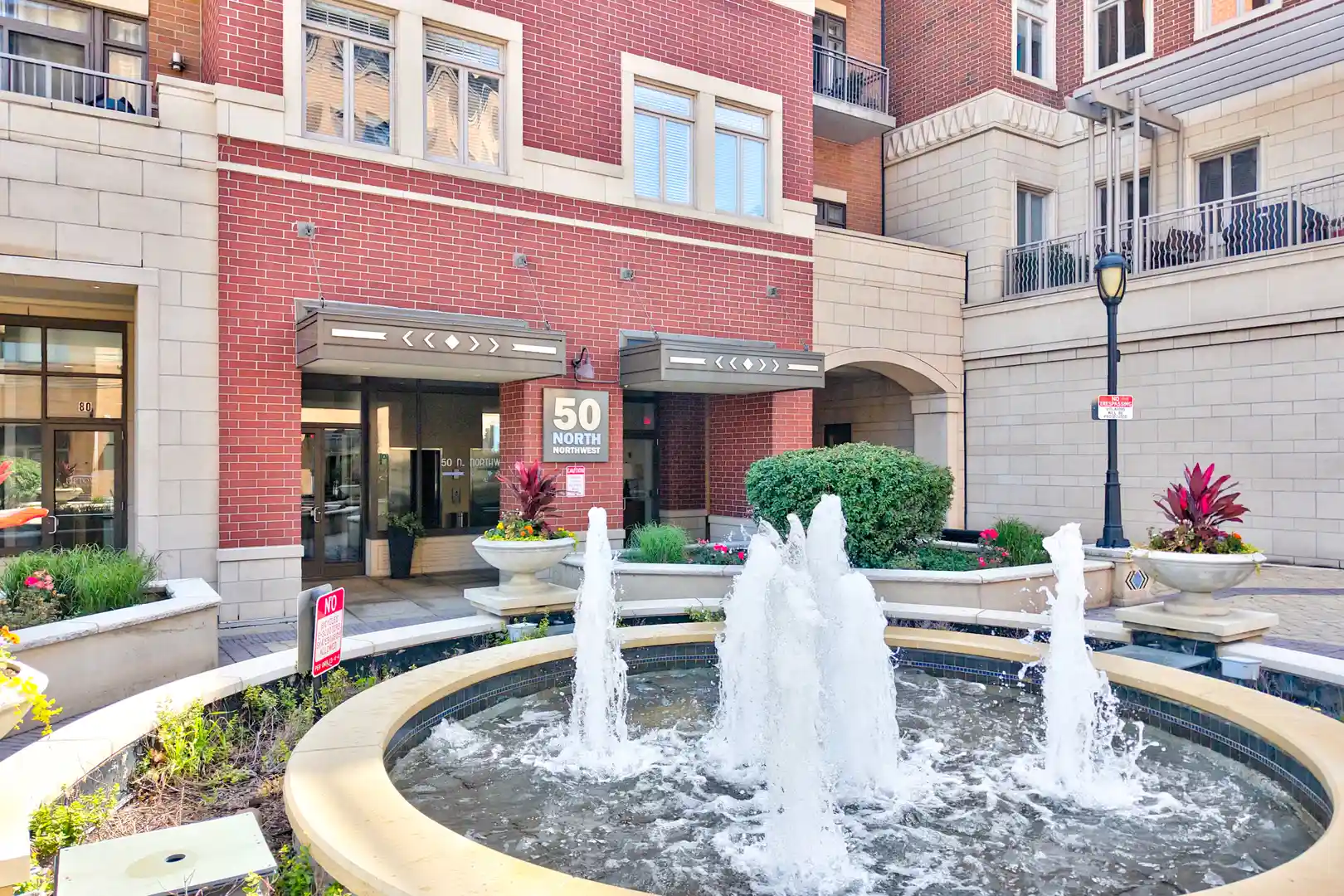 Listing Photo 1 - Condo for sale in 50 N Nw Hwy located at 50 N Nw Hwy, Park Ridge, IL 60068 - Unit #204