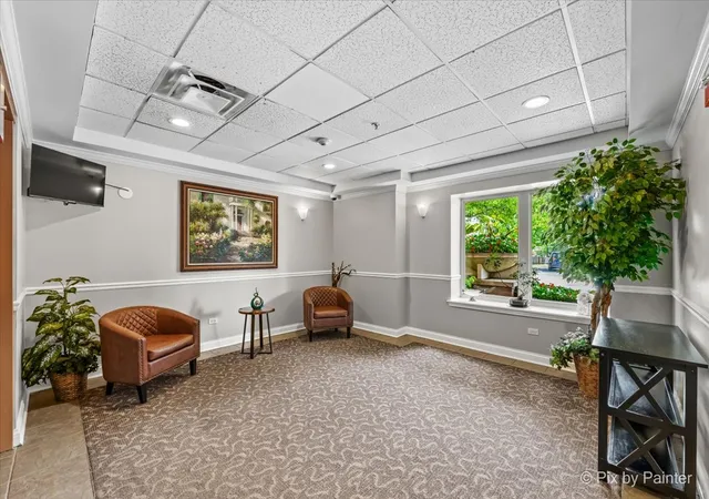 Listing Photo 4 - Condo for sale in building located at 615 Perrie Dr, Elk Grove Village, IL 60007 - Unit #201