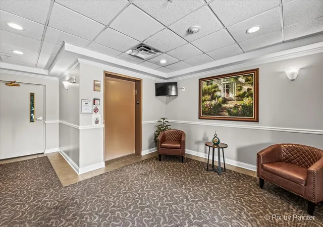 Listing Photo 5 - Condo for sale in building located at 615 Perrie Dr, Elk Grove Village, IL 60007 - Unit #201