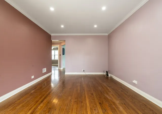 Photo 3 of Single family home for sale at 7620 W Gregory St, Chicago, IL 60656 | MLS# 12735537 | Listing updated on 2026-10-07