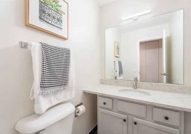 Photo 3 of Condo for sale at 5900 Oakwood Dr #2L, Lisle, IL 60532 | MLS# 12735602 | Listing updated on 2026-09-26