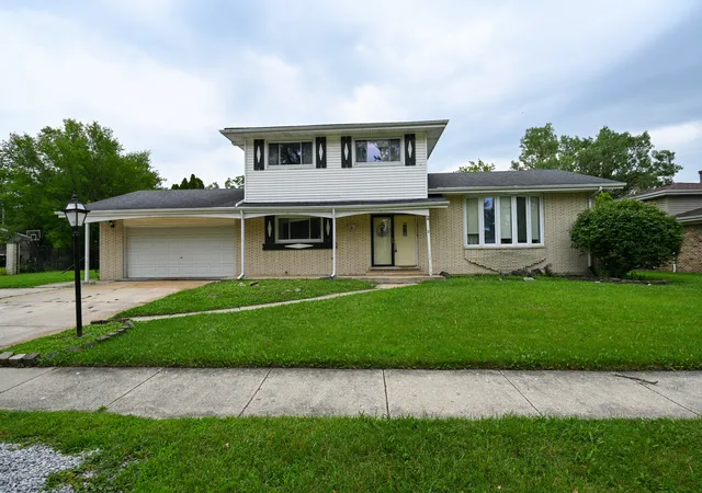 Photo 1 of Single family home for sale at 16417 Blair Ln, Oak Forest, IL 60452 | MLS# 12735618 | Listing updated on 2026-10-05