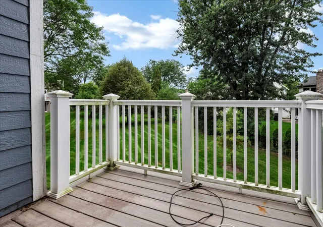 Photo 3 of Condo for sale at 912 Manchester Cir, Schaumburg, IL 60193 | MLS# 12735629 | Listing updated on 2026-09-28