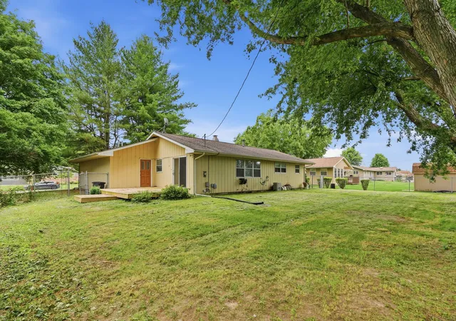 Photo 2 of Single family home for sale at 109 N 3rd Street, Colona, IL 61241 | MLS# 12735736 | Listing updated on 2026-09-11