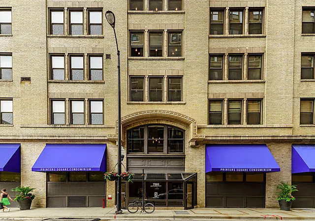 Listing Photo 1 - Condo for sale in building located at 780 S Federal St, Chicago, IL 60605 - Unit #1008
