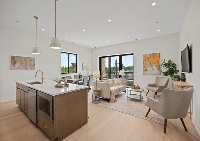 Photo 2 of Condo for sale at 5340 N Lincoln Ave #203, Chicago, IL 60625 | MLS# 12735857 | Listing updated on 2026-09-06
