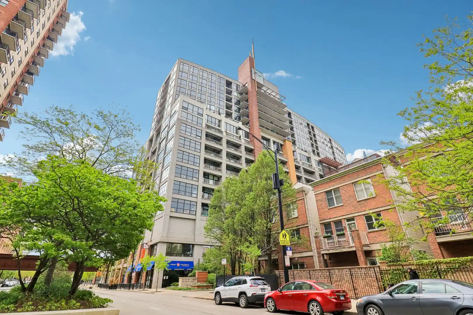 Listing Photo 1 - Condo for sale in 1530 S State St located at 1530 S State St, Chicago, IL 60605 - Unit #16K